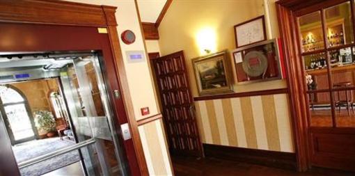 фото отеля Hotel Artaza Getxo