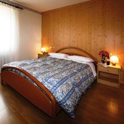 фото отеля Albergo Al Sole Forni Avoltri