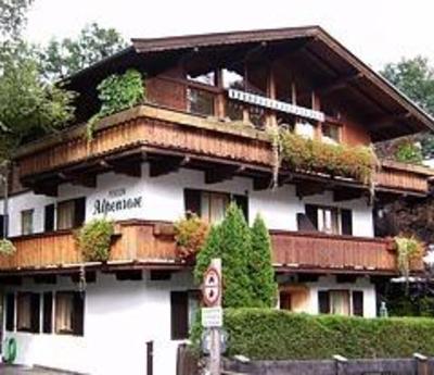 фото отеля Pension Alpenrose Kitzbuhel