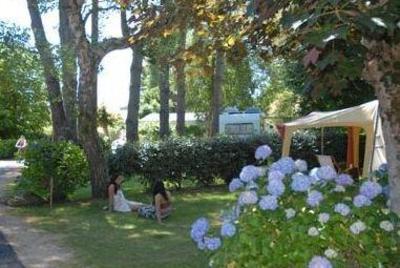 фото отеля Camping de Kerleyou