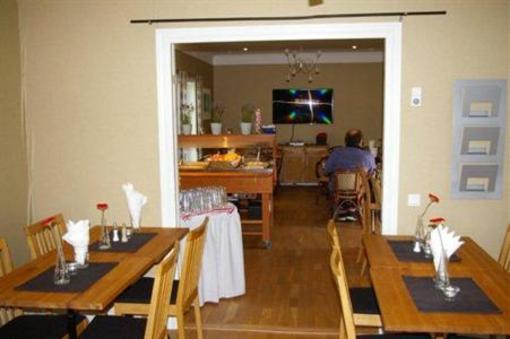 фото отеля Oxgarden Cottages