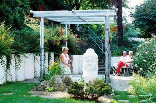 фото отеля Schwarzwälder Hof Hotel Bad Bellingen