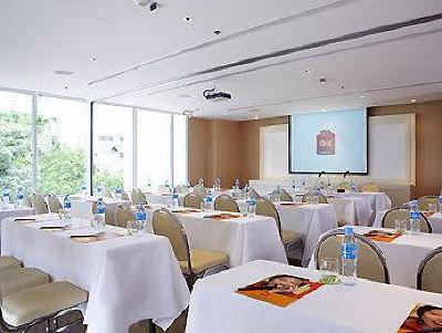фото отеля Hotel Ibis Sathorn Bangkok