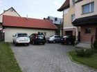 фото отеля Holiday Village Apartments