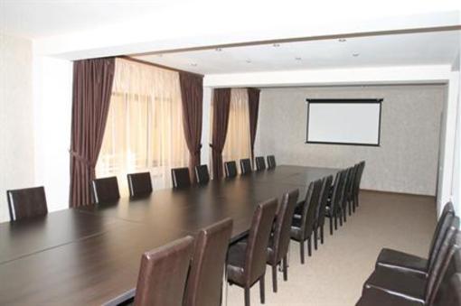 фото отеля Hotel Davos Deva