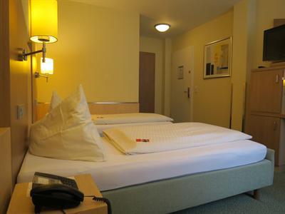 фото отеля Hotel Neuthor