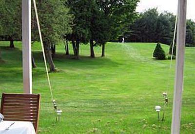 фото отеля Willow Pond Country Bed and Breakfast