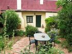 фото отеля Goat Square Cottages
