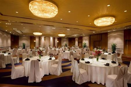 фото отеля Hilton Osaka