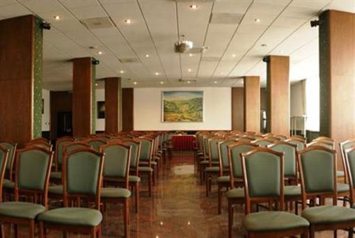 фото отеля Hotel Arpad