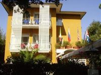 Hotel Villa Rona