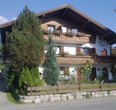 фото отеля Gästehaus Pöppl Unterwössen