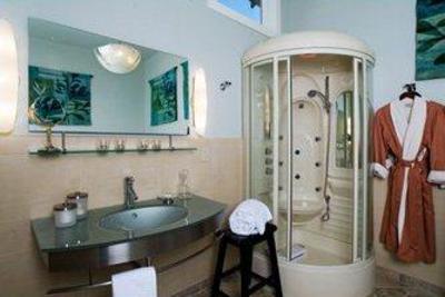 фото отеля Bronze Antler Bed & Breakfast