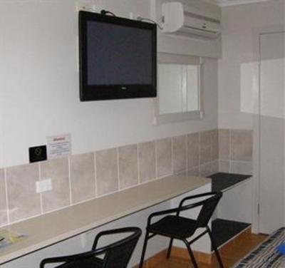 фото отеля Golden Palms Motor Inn Bundaberg