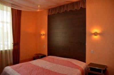 фото отеля Hotel Voznesensk