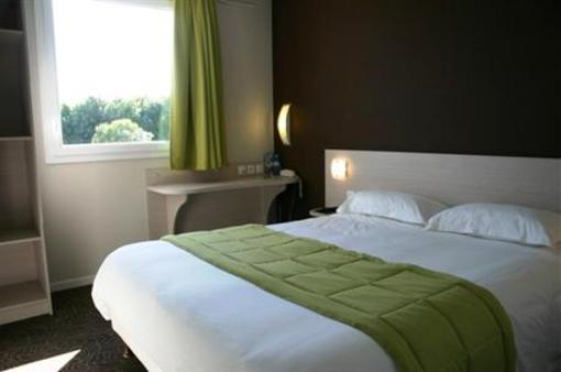 фото отеля Brit Hotel L'Adresse