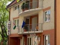 Sohaz Hotel Es Apartmanszalloda