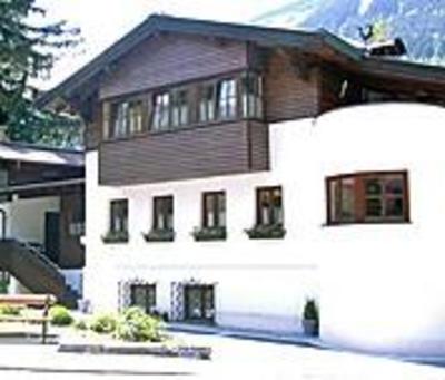 фото отеля Alte Schmiede Bad Gastein