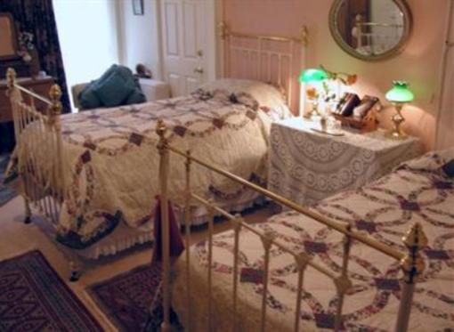 фото отеля Winter-Rose Cottage B&B