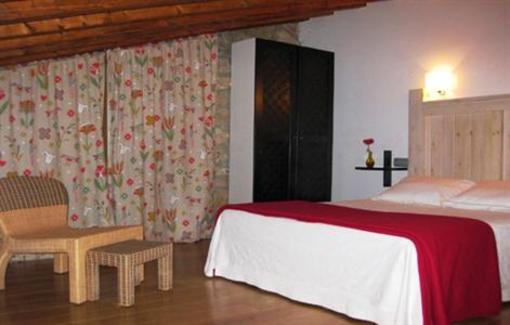 фото отеля Posada Los Calderones Hotel Santillana Del Mar