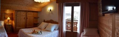 фото отеля Hotel Floralp Chalet