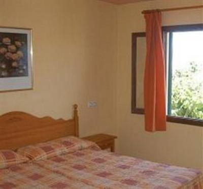 фото отеля Biniforcat Hotel