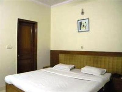 фото отеля Hotel Majestic Kolkata