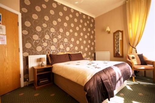 фото отеля Pickwick Inn