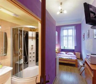 фото отеля Queen Apartments