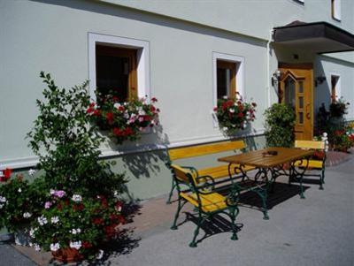 фото отеля Adelheid Pension