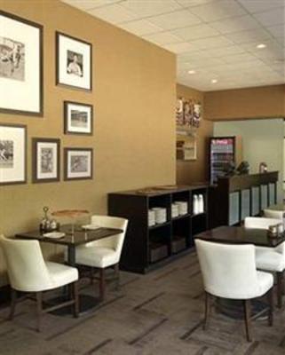 фото отеля Hilton St. Louis at the Ballpark