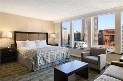 фото отеля Hilton St. Louis at the Ballpark