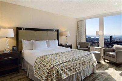 фото отеля Hilton St. Louis at the Ballpark