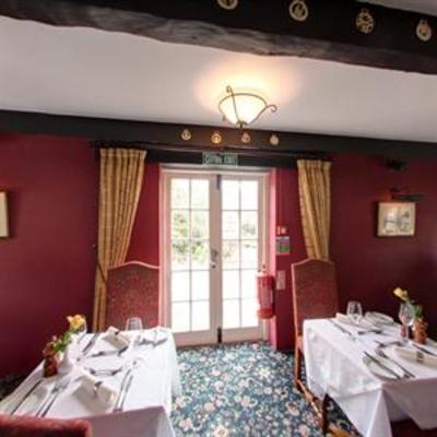 фото отеля Bearslake Inn