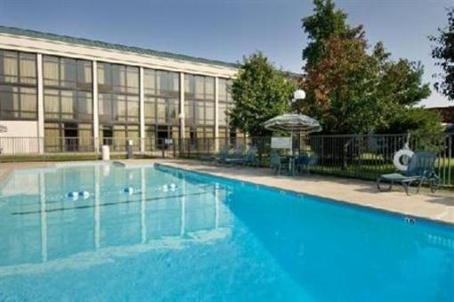 фото отеля Pear Tree Inn Cape Girardeau