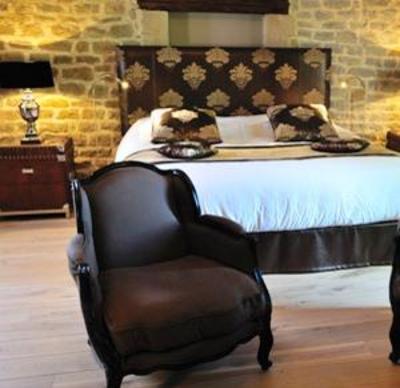 фото отеля Le Domaine Chateau Du Faucon