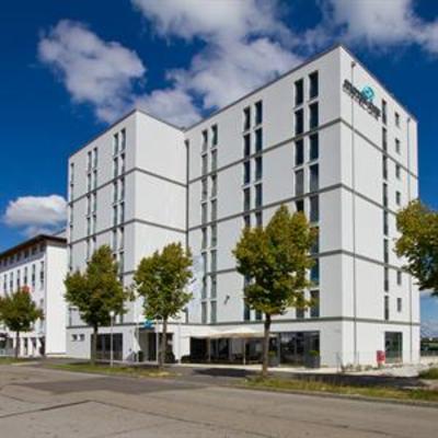 фото отеля Motel One Munchen-Garching