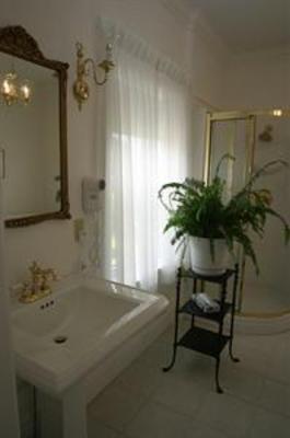 фото отеля Claramount Inn & Spa
