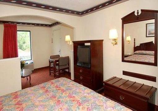 фото отеля Rodeway Inn Meridian