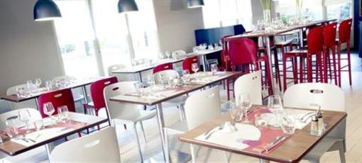 фото отеля Campanile Lille Nord Roubaix Hotel