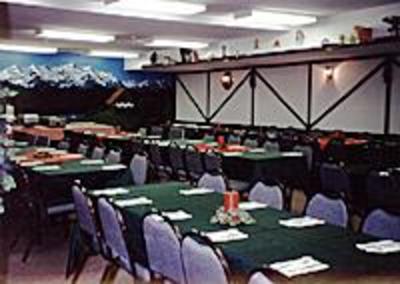 фото отеля Rundle Mountain Lodge