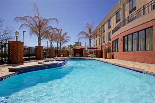 фото отеля Holiday Inn Express Hotel & Suites Wharton