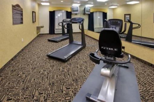 фото отеля Holiday Inn Express Hotel & Suites Wharton