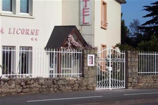 фото отеля Hotel la Licorne