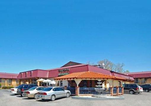 фото отеля Quality Inn Tullahoma