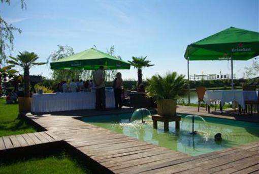 фото отеля Nadas Pihenopark es Fogado