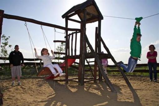 фото отеля Nadas Pihenopark es Fogado