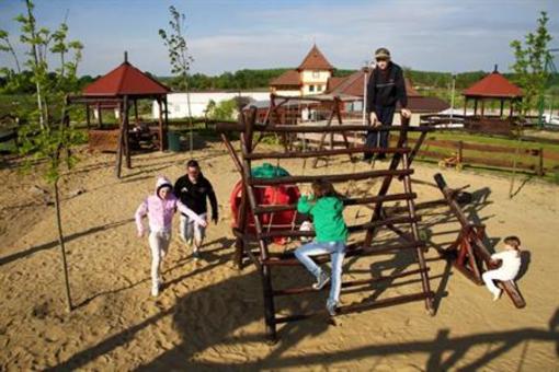 фото отеля Nadas Pihenopark es Fogado