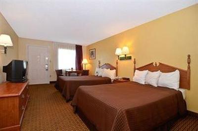фото отеля America's Best Value Inn & Suites Muscle Shoals