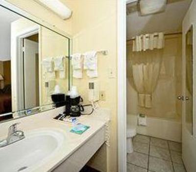 фото отеля America's Best Value Inn & Suites Muscle Shoals